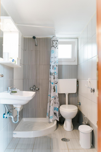 Bathroom 2, Artemis Villas, Epirus