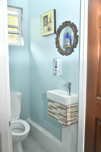 Bathroom 4, Mountain View Apartments and Spa