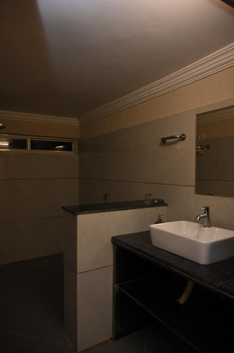 Bathroom, Village Deck Resort, Vidisha