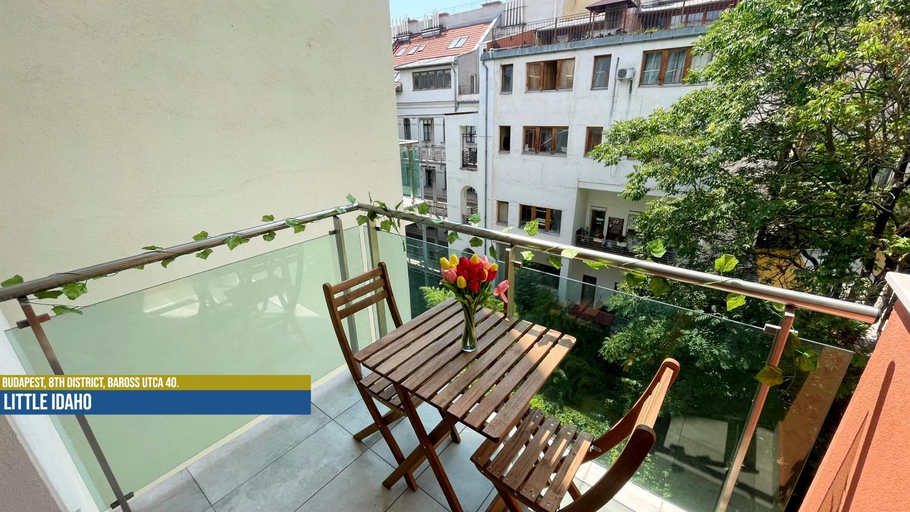 Exterior view 4, Little Americas North West Apartments, Budapesti