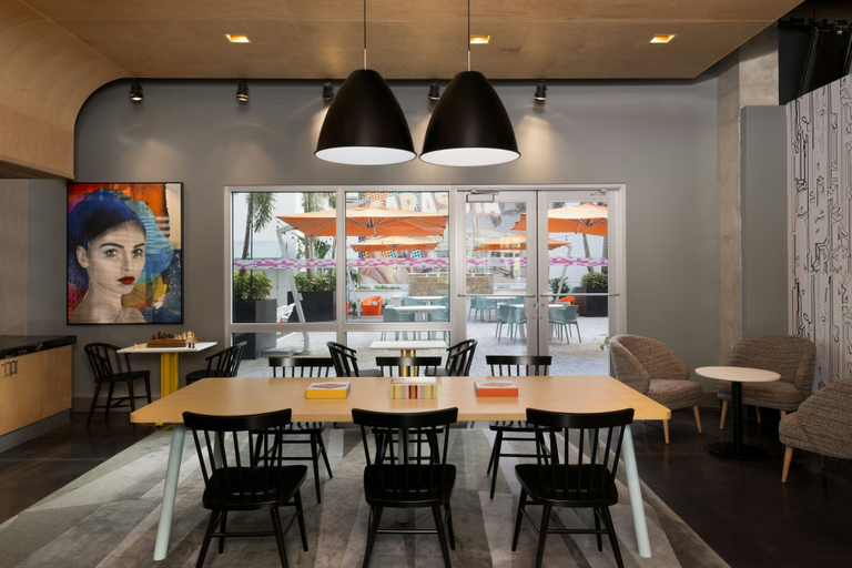 Food & Drinks 5, Aloft by Marriott Sarasota, Sarasota