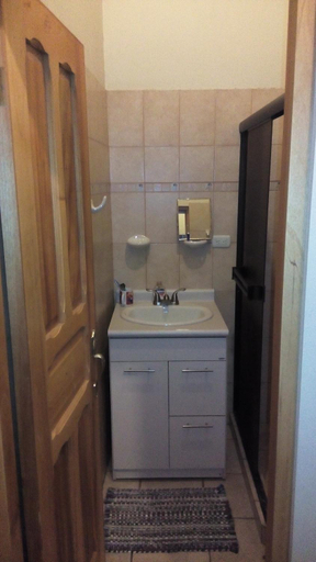 Bathroom 3, Morada Kampos, Santa Bárbara