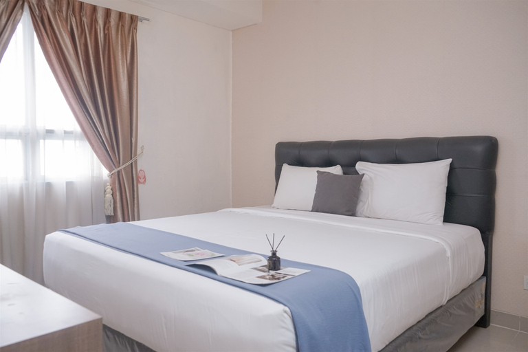 Comfy and Modern 1BR Apartment Paramount Skyline By Travelio, Tangerang