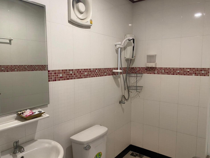 Bathroom 3, บ้านไม้พิชา หล่มเก่า, Lom Kao