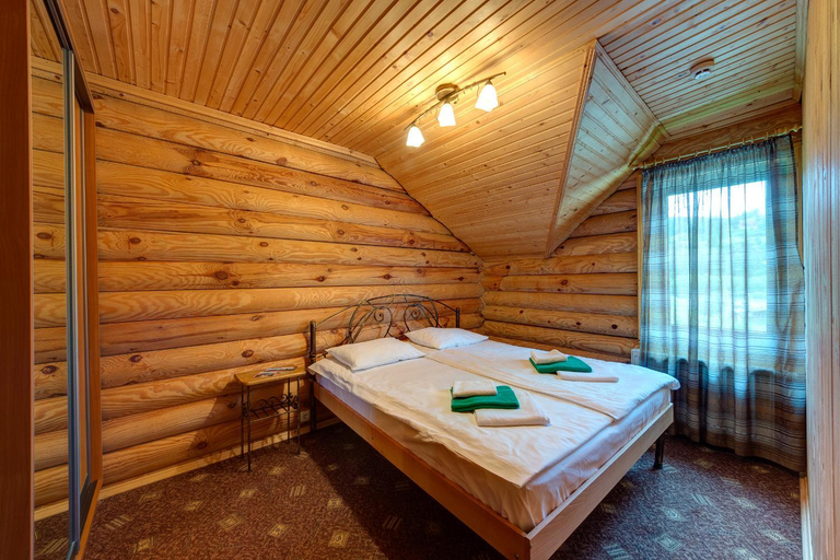 Bedroom 4, Slovyanka Hotel, Skolivs'kyi