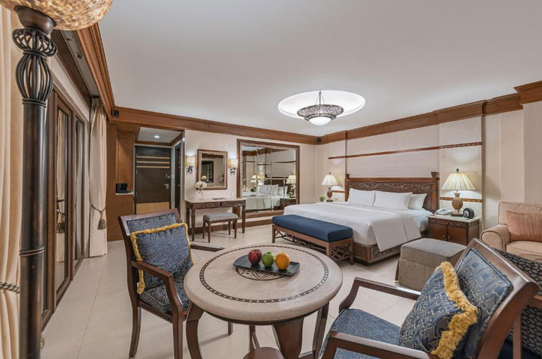 Bedroom 4, Henann Regency Resort and Spa, Malay