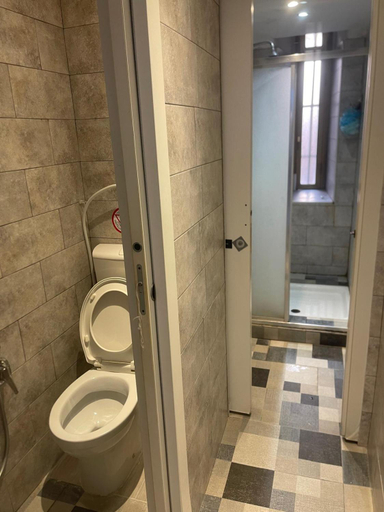 Bathroom 5, Parenti B&B, Rome
