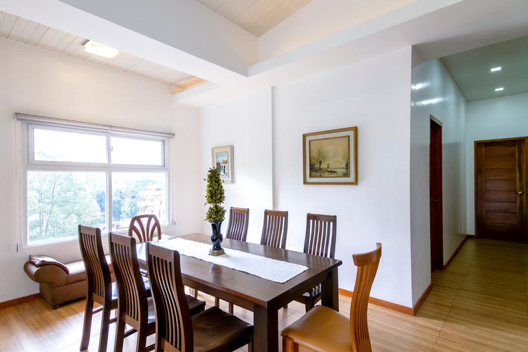 Dining Room 13
