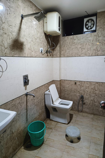 Bedroom 3, Hotel A-10 International, West