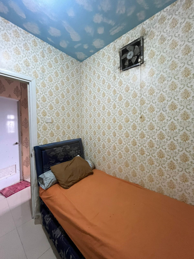 Bedroom 12