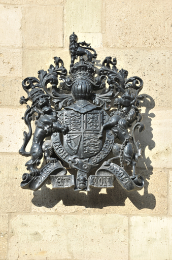 Others, Windsor, Düsseldorf