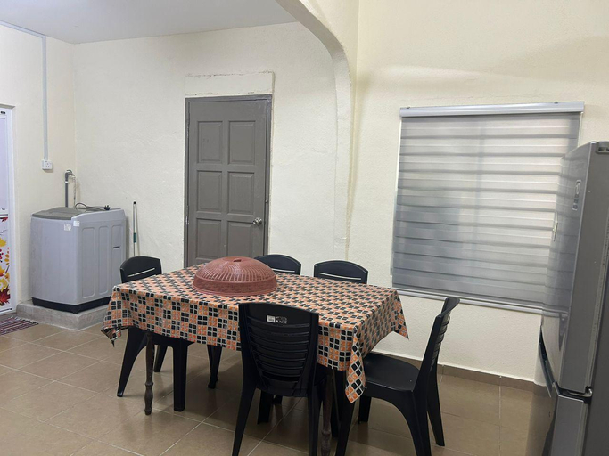Others 3, Etosh Homestay, Batu Pahat