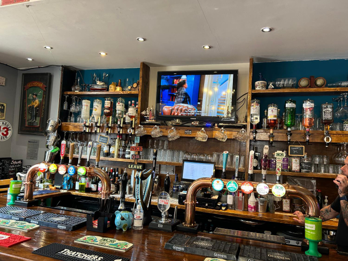 Food & Drinks 4, The Ship Hotel, Devon