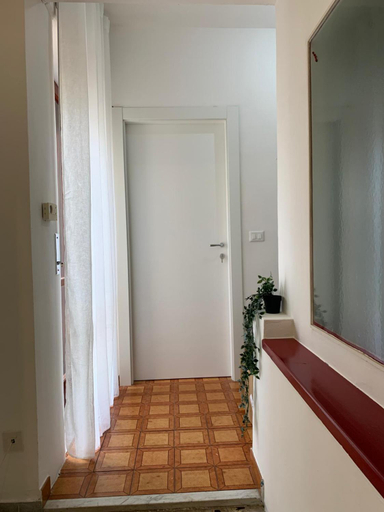 Others 4, Affittacamere da Anna, Isernia