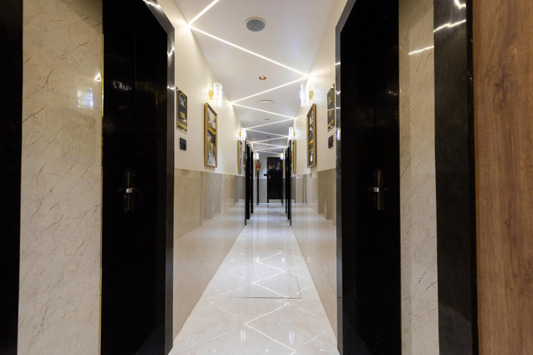 Public Area 3, Hotel Windsor Castle, Mumbai Suburban