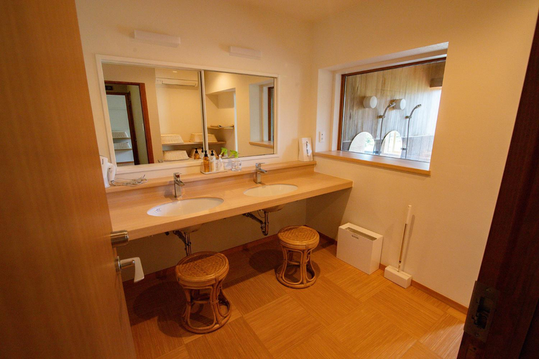 Bathroom 4, Chigira Jinsentei, Shibukawa