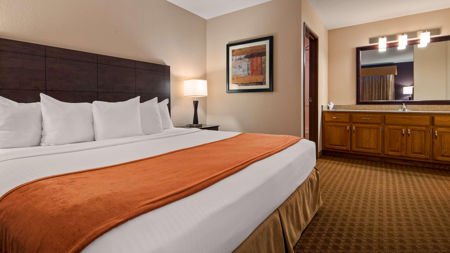 Bedroom 3, Best Western Flora Inn, Clay