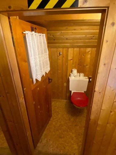 Bathroom 3, Berggasthaus Rigi-Burggeist, Gersau