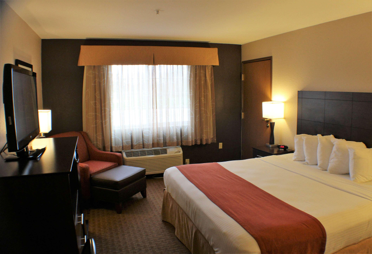 Bedroom 3, Best Western Flora Inn, Clay