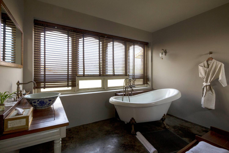 Bathroom 5, Reverie Siam Resort, Pai