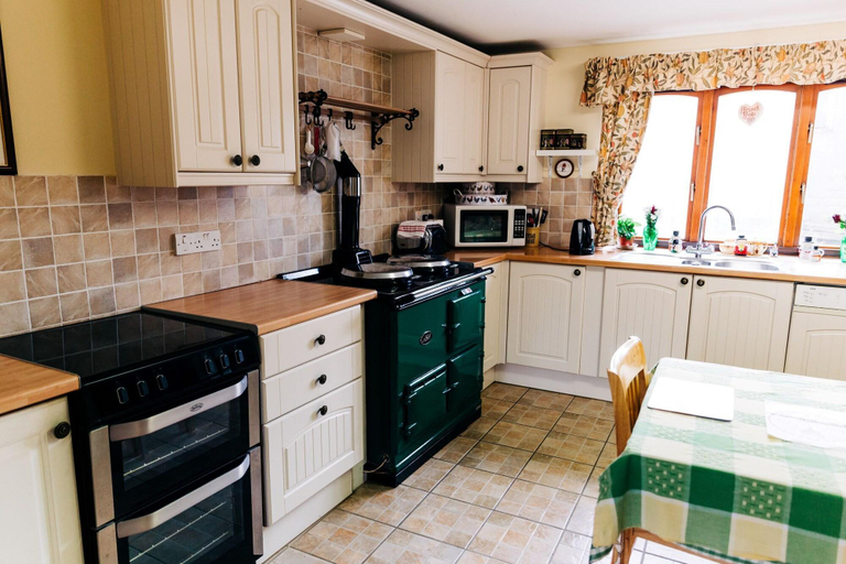 Public Area, The Farmhouse Lochmeyler, Pembrokeshire