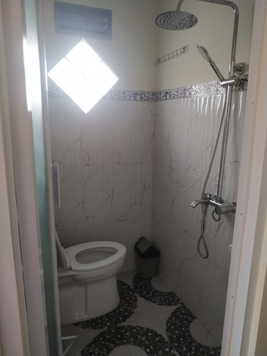 Bathroom, Villa Dringo Syariah, Wonosobo