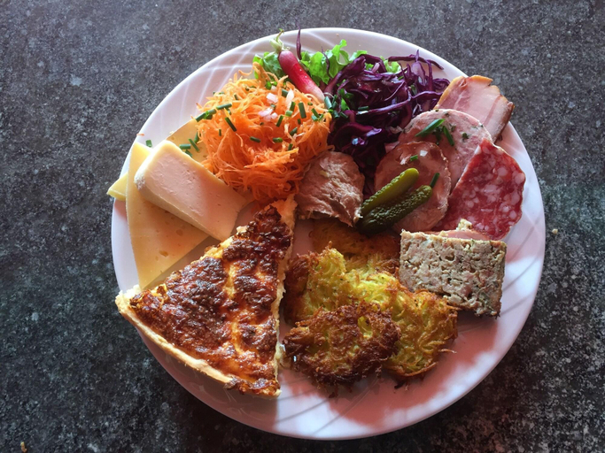 Food & Drinks 5, Auberge De La Cholotte, Vosges