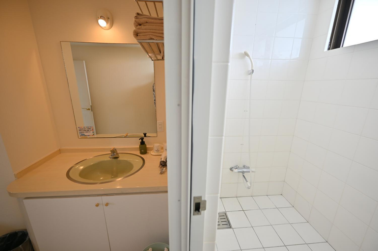Bathroom 5, Hotel Royal Marine Palace Ishigakijima, Ishigaki