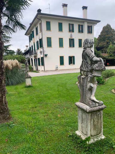 Exterior view 4, Villa Leonati, Padua