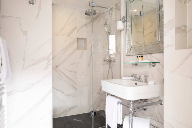 Bathroom 5, Odeon Hotel, Paris