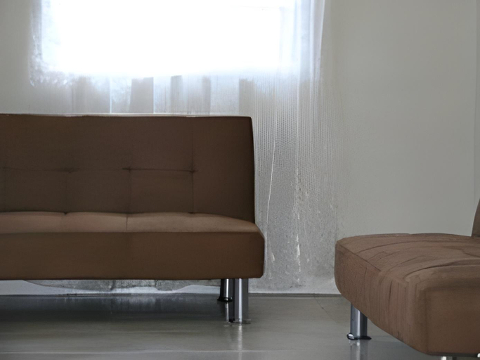 Public Area 2, Retreat Guest House