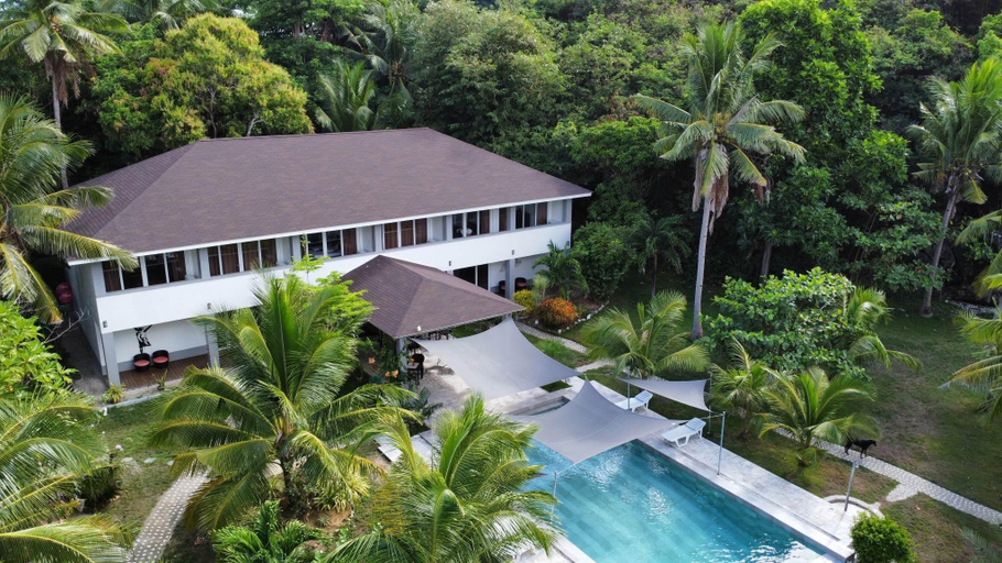 Exterior & Views 1, Sunset Cove Beach and Dive Resort, Romblon