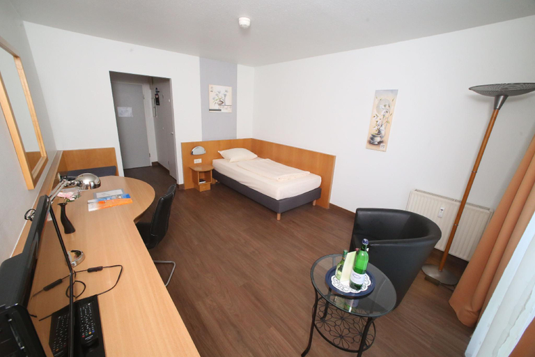 Bedroom 8