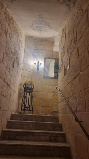 Others 5, Servants' Quarters