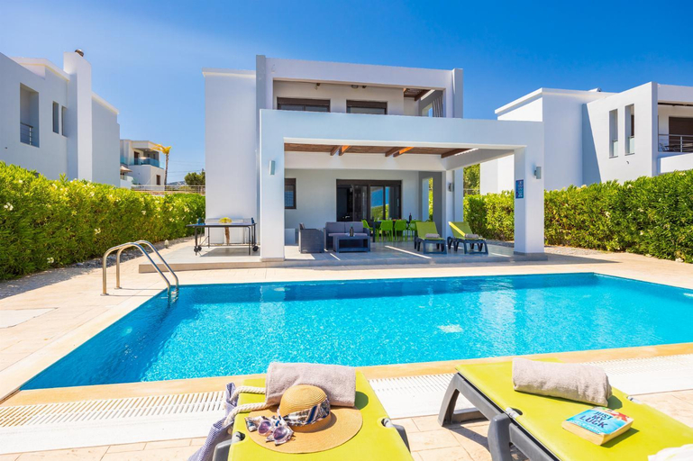 Others 5, Villa Tsampikos, South Aegean