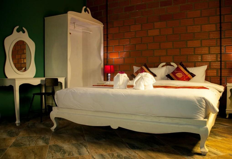Bedroom 4, Casacool Hotel, Takua Pa