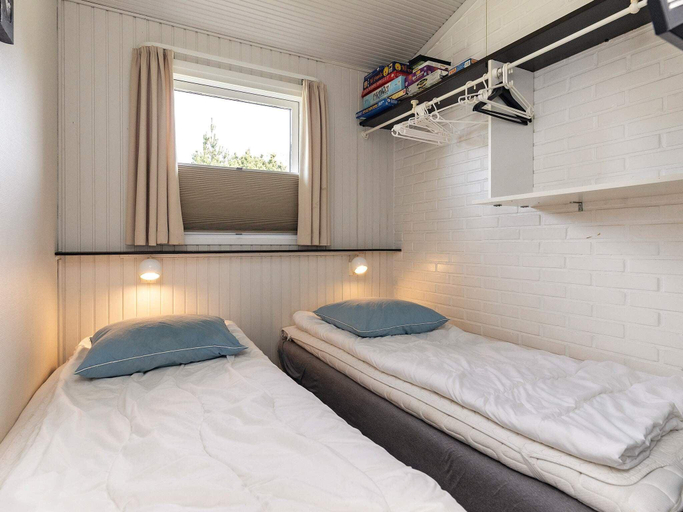 Bedroom 2, person holiday home in Hadsund-By Traum, Mariagerfjord