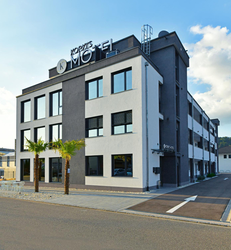 Others 5, Korki's Motel, Lörrach