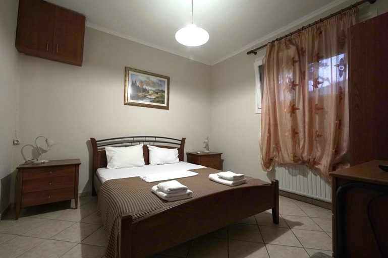 Bedroom 2, Anestis Studios, East Macedonia and Thrace