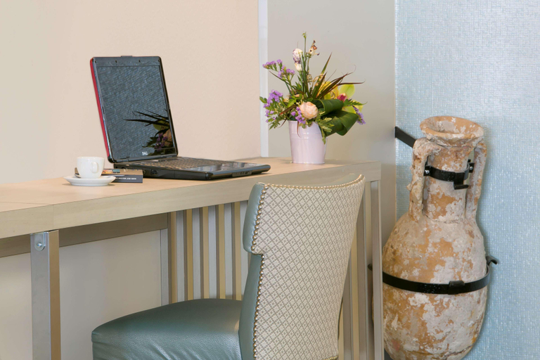 Public Area 3, Best Western Hotel Du Roy D'aragon, Corse-du-Sud