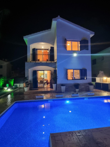 Others 4, Villa Alexander The Great