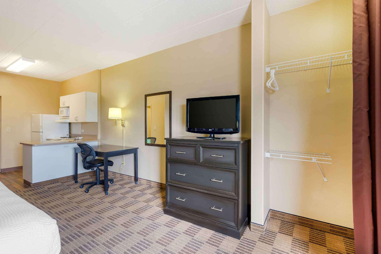 Bedroom 15