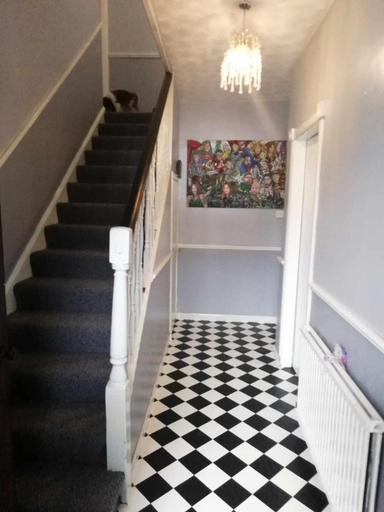 Others 3, North Edinburgh - Shared house bwith own room and bathroom, Edinburgh