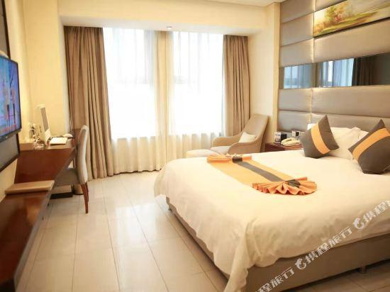 Others, Polka Hotel, Mianyang