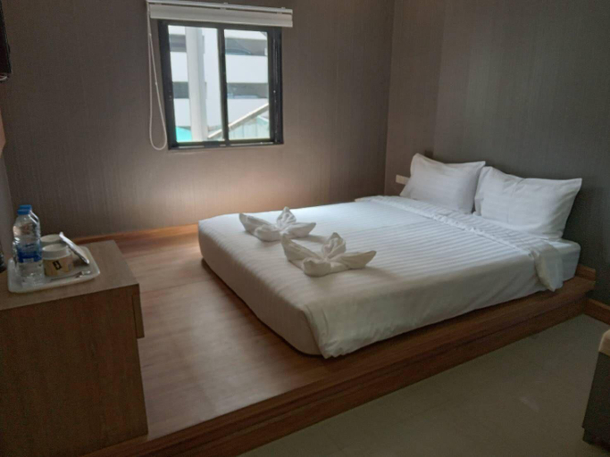 Bedroom 14