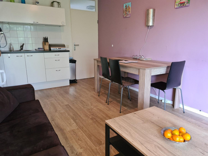 Others 4, Johan's B&B - Since 2012 roofterrace and cheap parking, Amsterdam