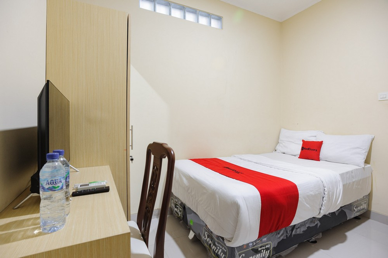 Bedroom 12