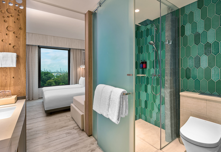Bathroom 14
