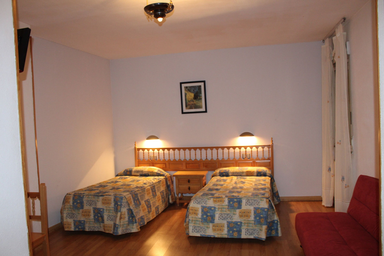 Bedroom 2, Hotel Santa Clara , Lugo