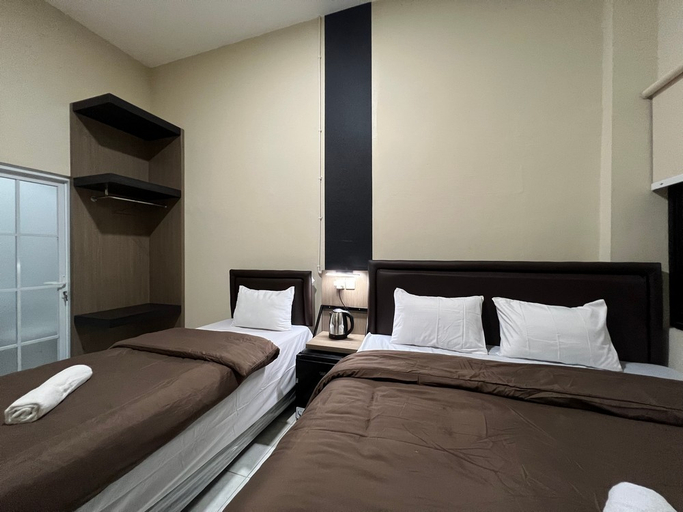 Bedroom 25